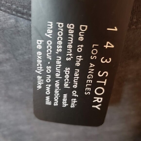 NWT 143 Story By Line Up Charcoal Long Sleeve Off Shoulder Shirt SZ L - Picture 2 of 5